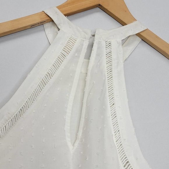 MOSSIMO Supply Co Razer Back Tank Top Key hole cut - Picture 6 of 11